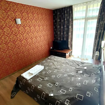 Grenada.suite.tonight.1 Bedroom.pool View.300m To Lägenhet Slăntjev Brjag
